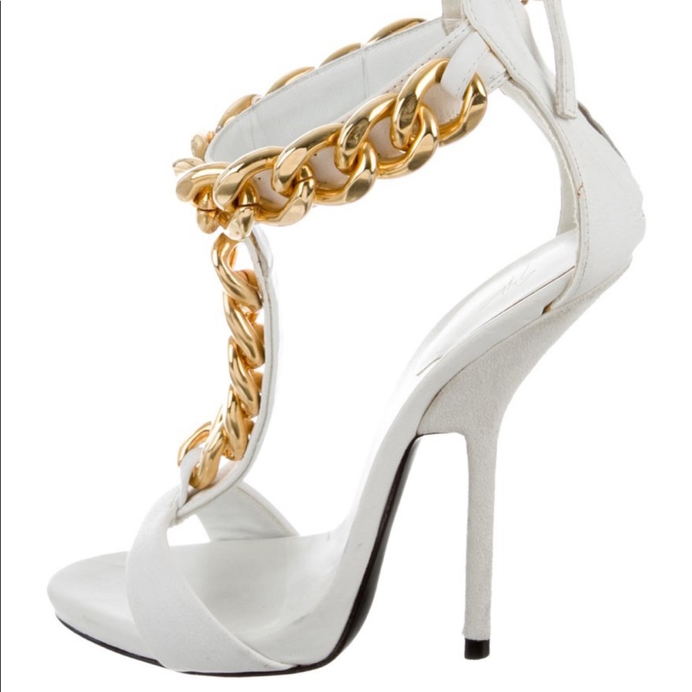 Giuseppe White T-strap gold chain sandals